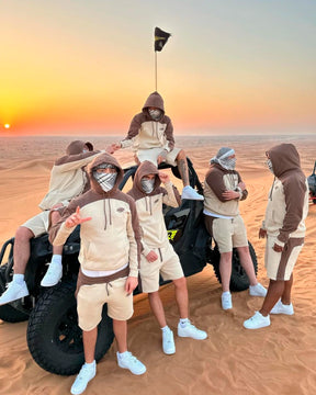 Conjunto Syna World Marrom