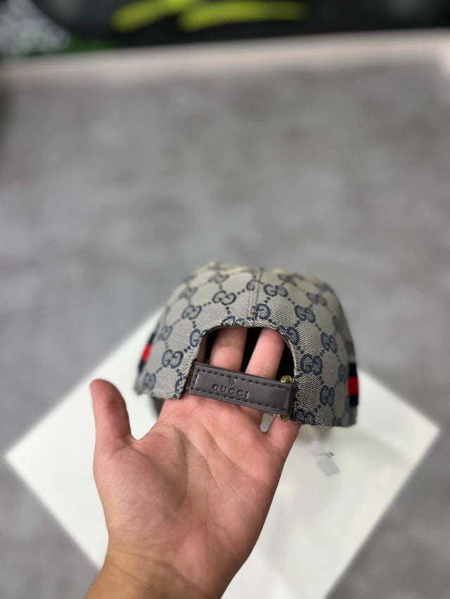 Boné gucci