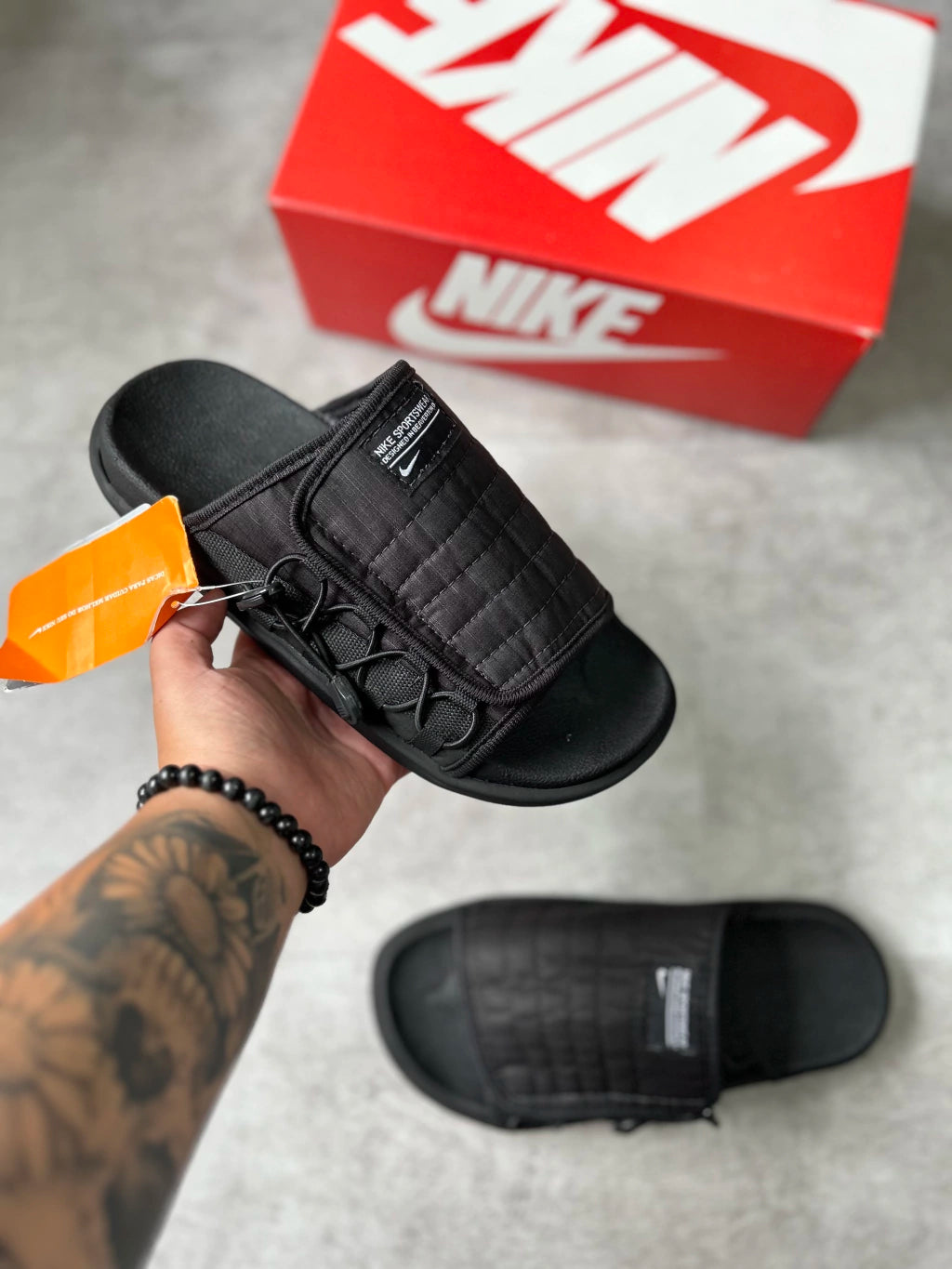 CHINELO NIKE ASUNA PRETO