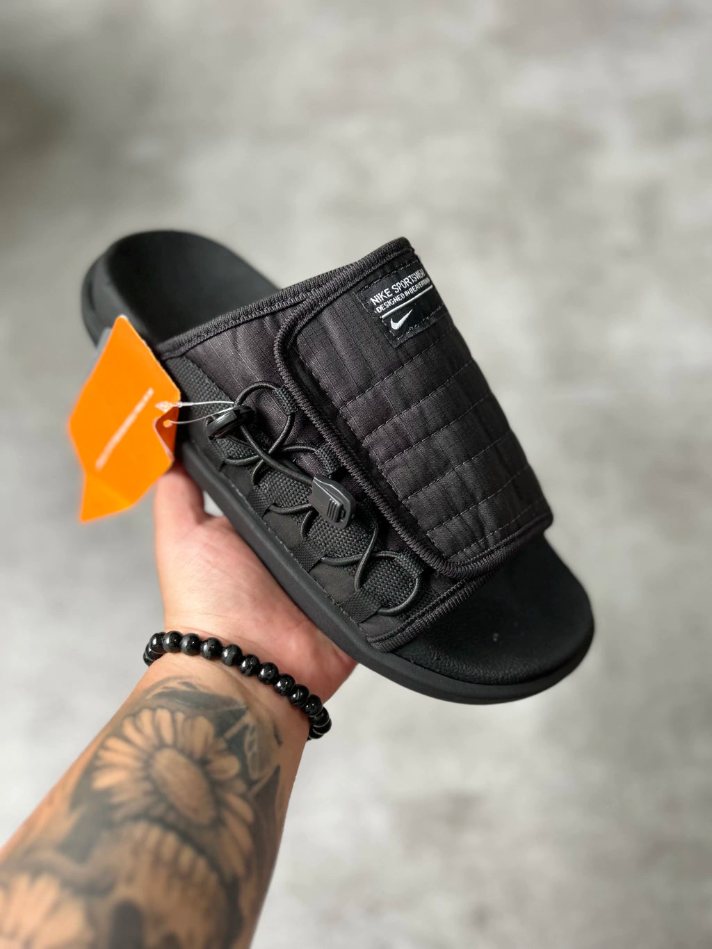 CHINELO NIKE ASUNA PRETO