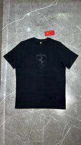Camiseta Pumax Ferrari Color Block Com simbolo no peito preta
