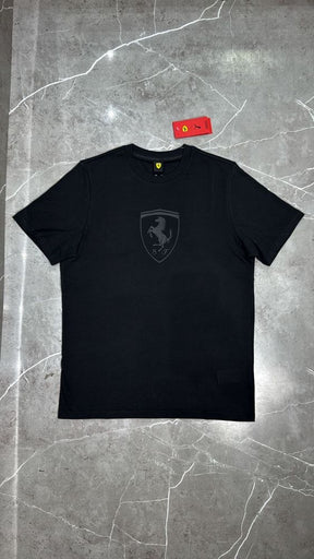 Camiseta Pumax Ferrari Color Block Com simbolo no peito preta
