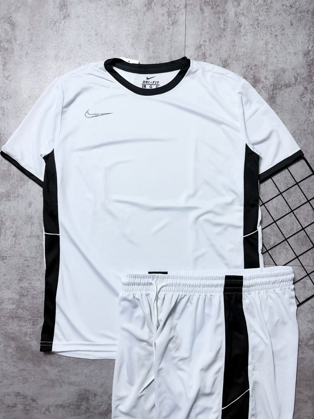 Conjunto Dri Fit Branco