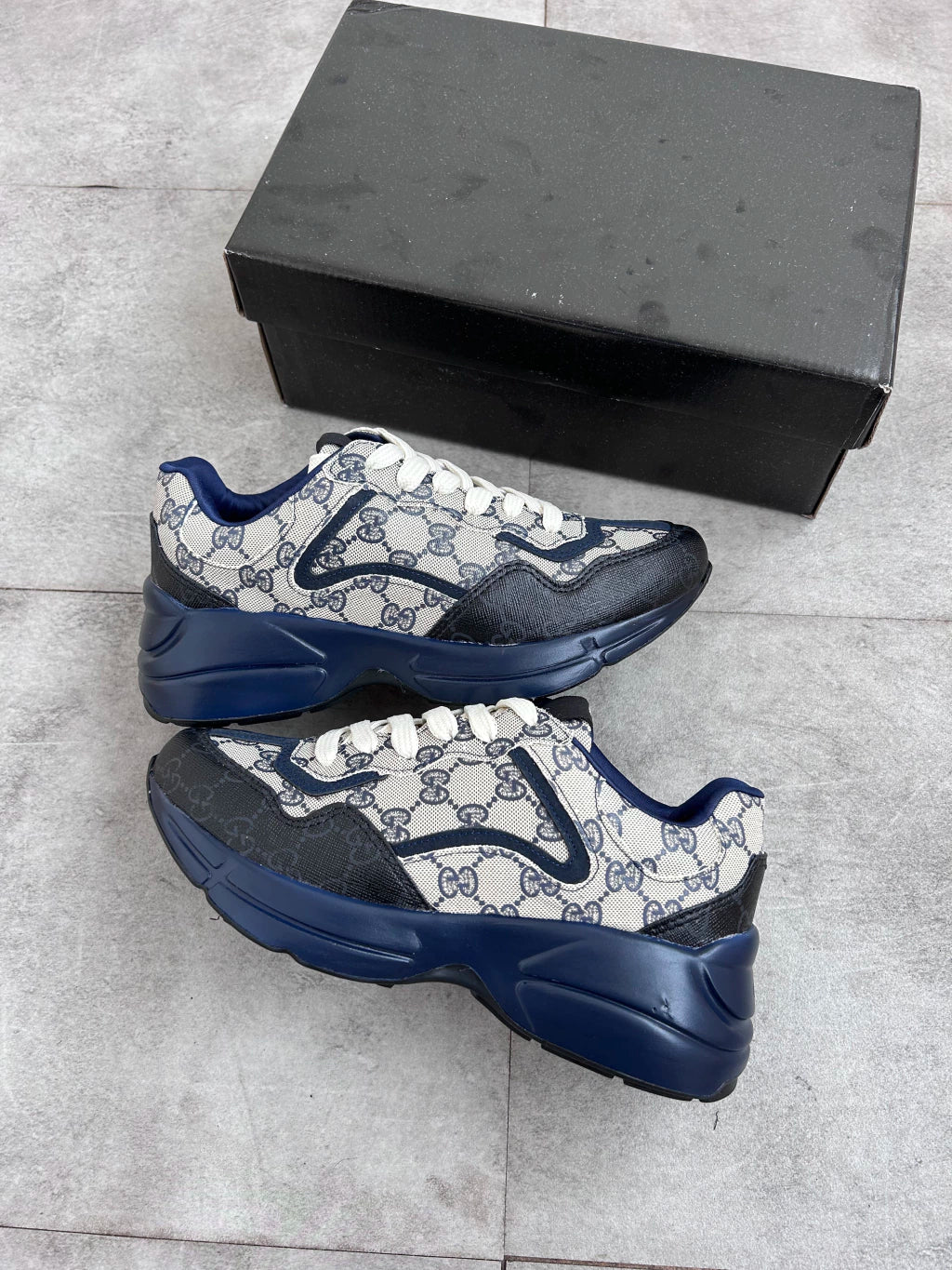 TENIS GUCCI RHYTON AZUL