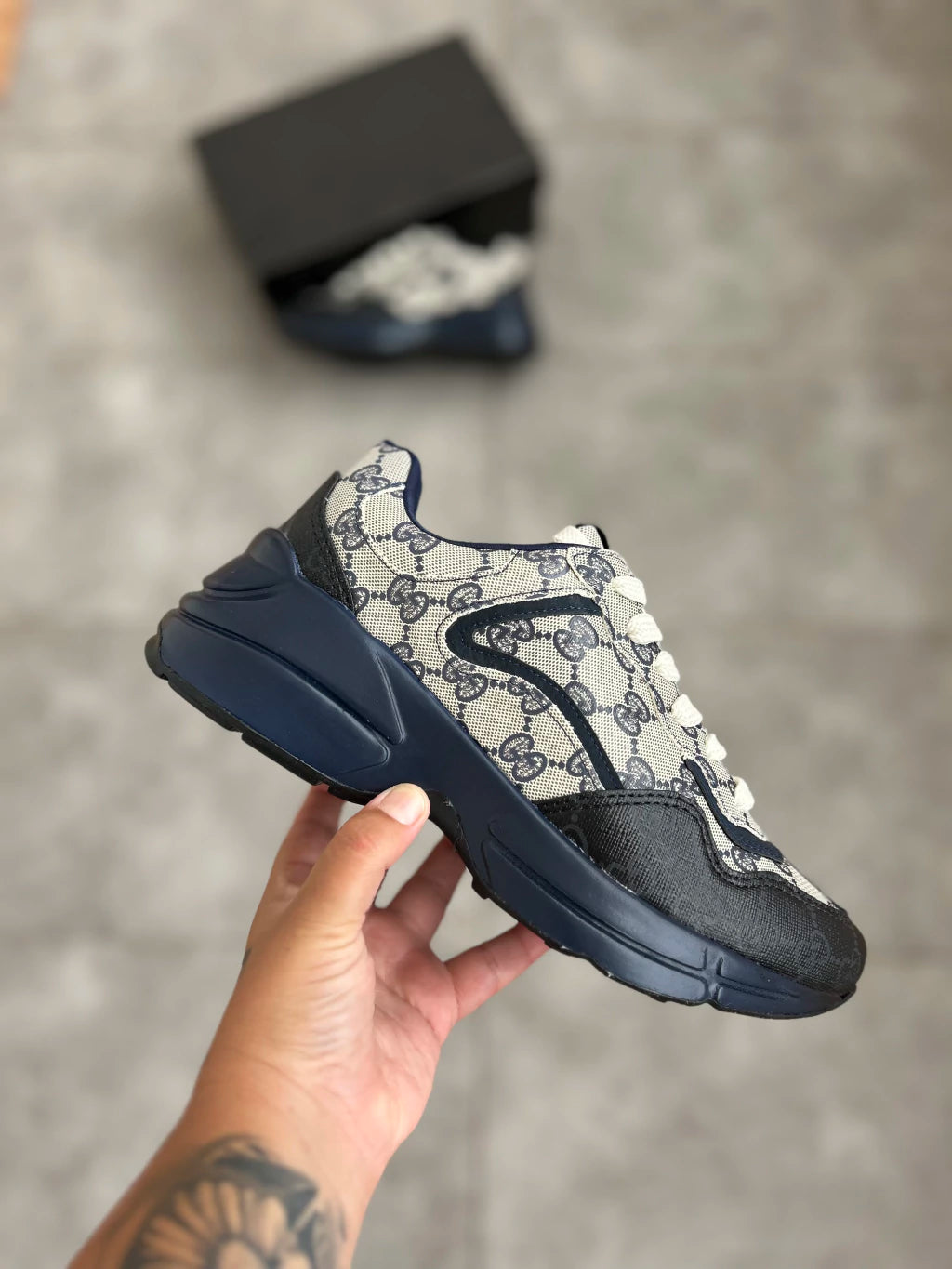 TENIS GUCCI RHYTON AZUL