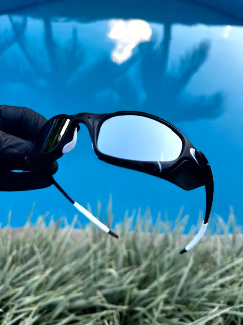 Juliet Carbon - Silver Liquid