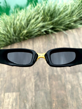 Juliet Corvette - Black + Side Blinder