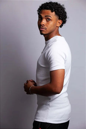 CAMISETA CANELADA BRANCA UK DRIP