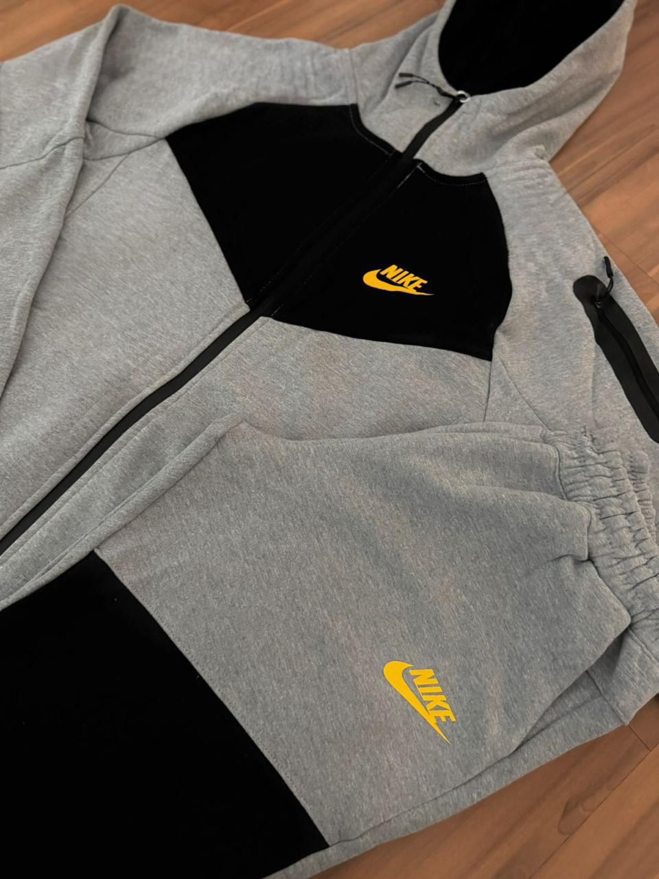 Conjunto Nike Cinza