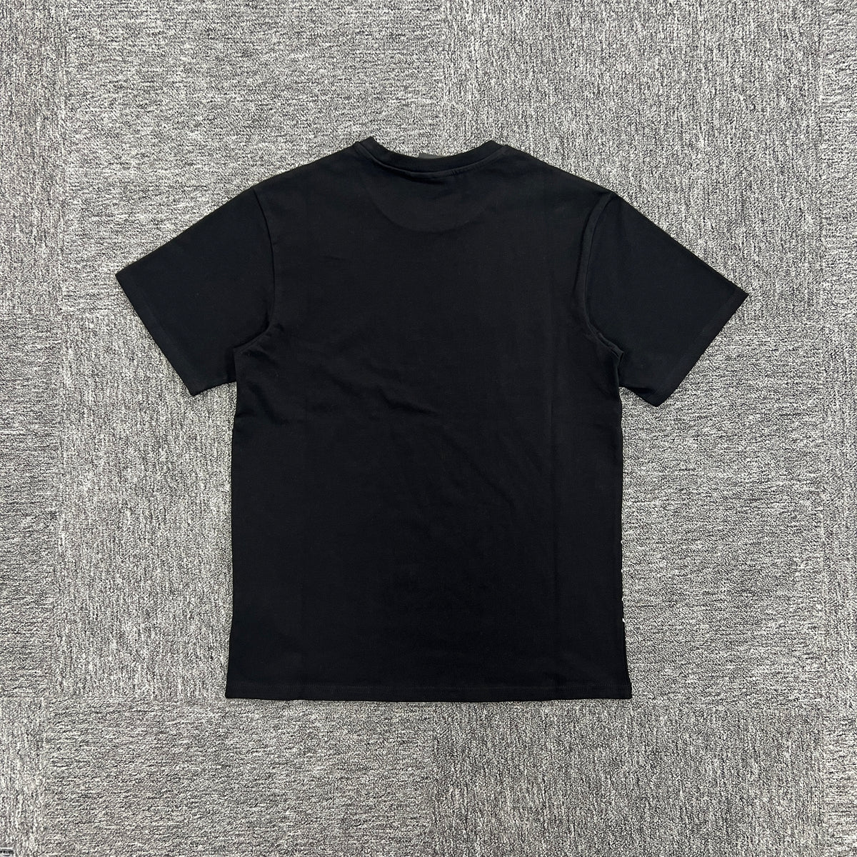 Camiseta Syna World Outline Tee Black