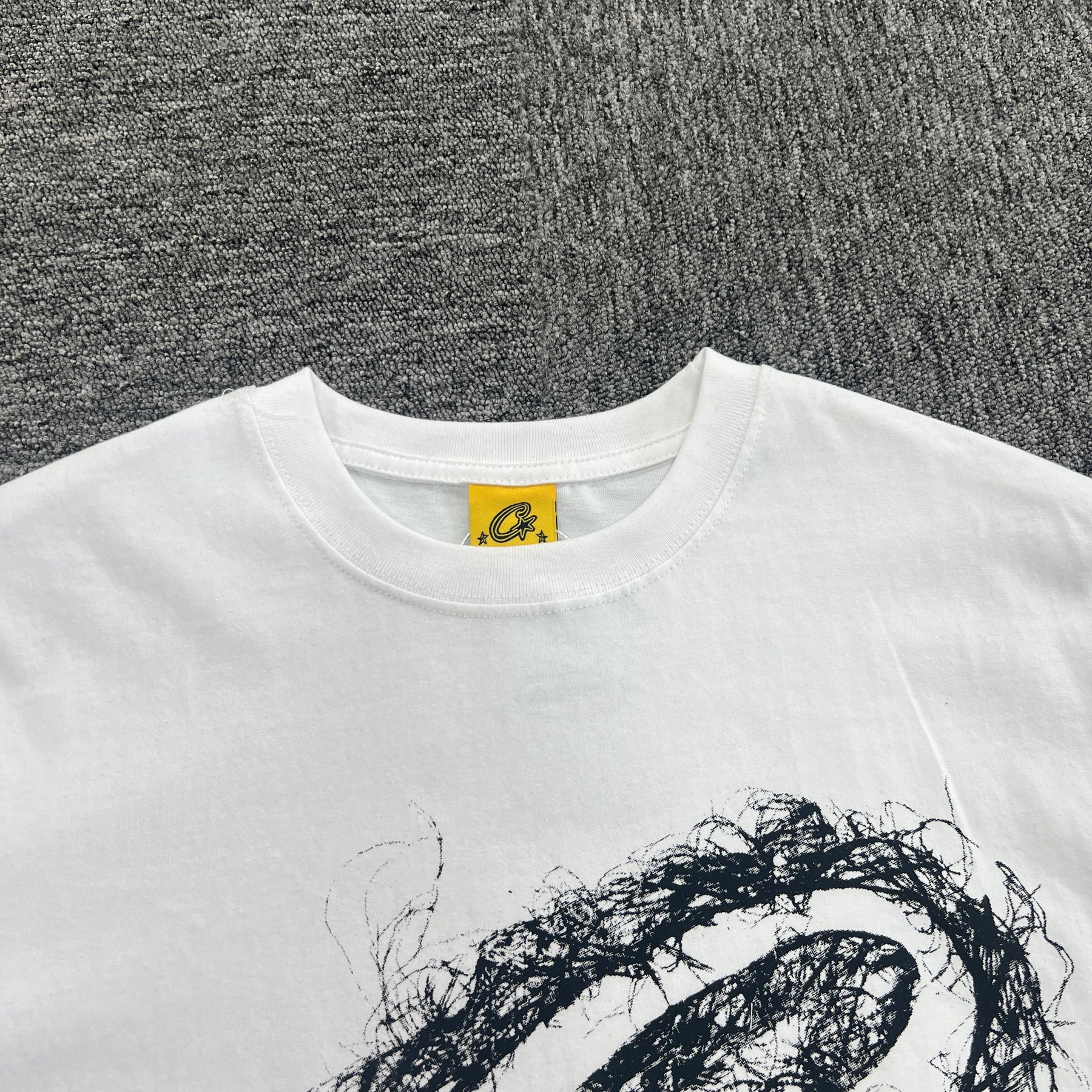 Camiseta  Corteiz Tee-White