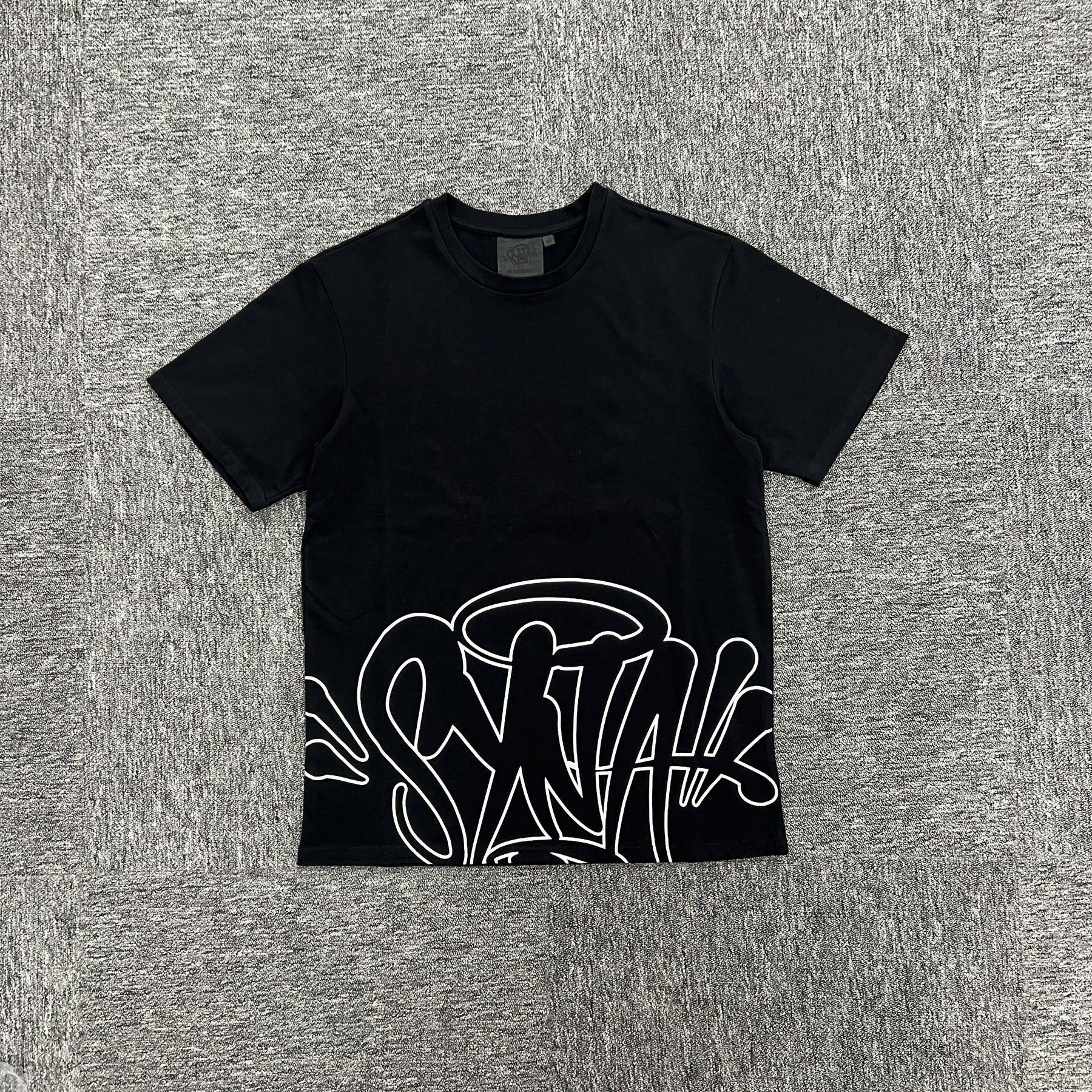 Camiseta Syna World Outline Tee Black