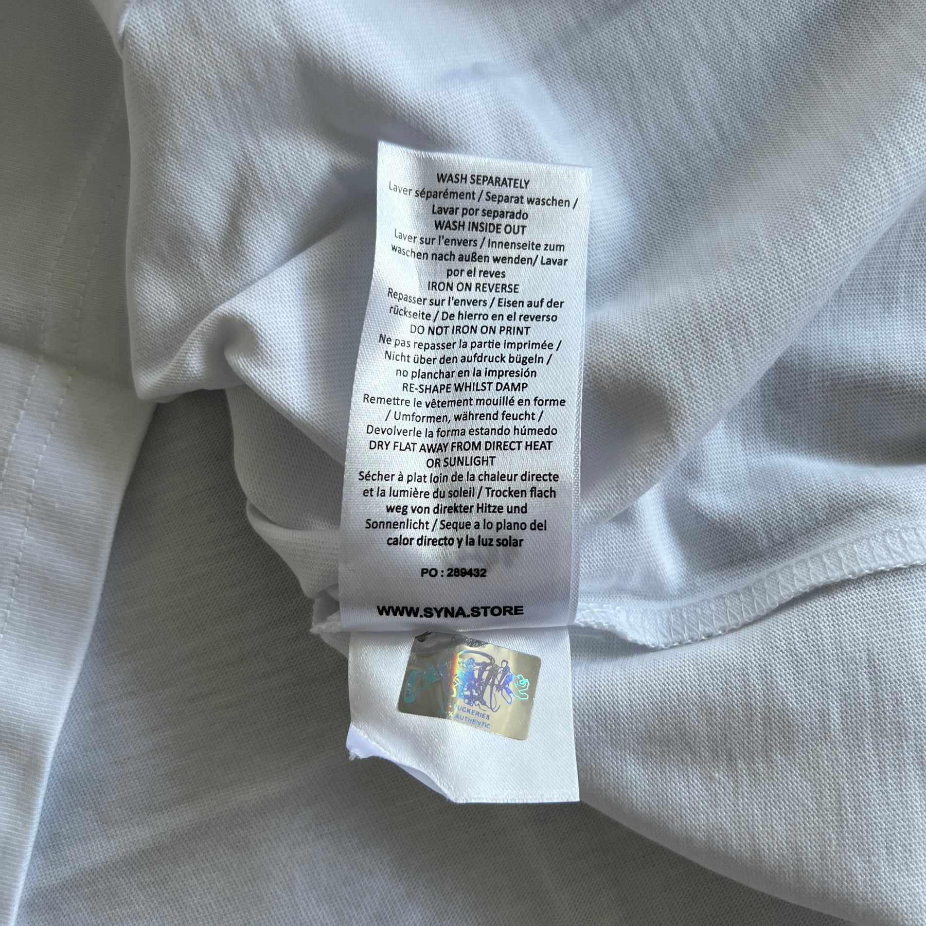 Camiseta Syna world Beach Tee white