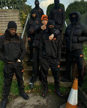 Conjuto Syna World Shell-Tracksuit-Black/Orange