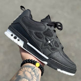 Louis Viutton Skate Preto