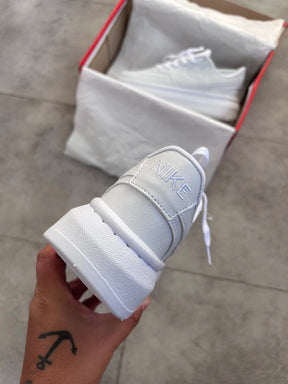 Nike Air Force Court Branco